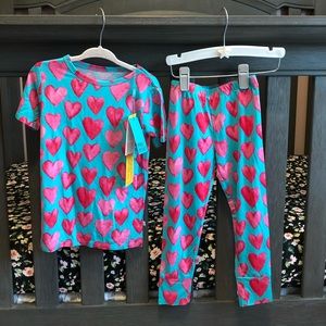 Posh peanut queen of hearts